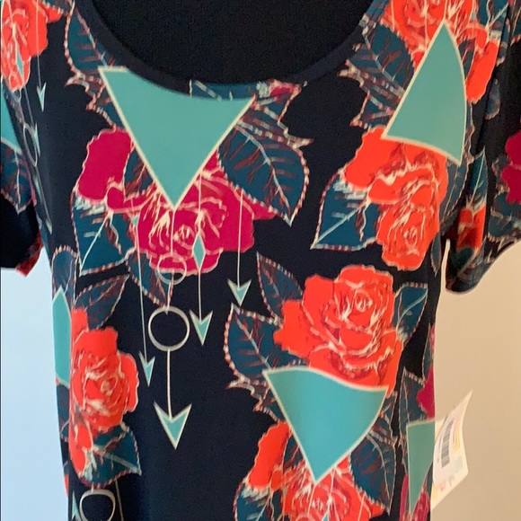 Lularoe Classic T - Picture 2 of 2